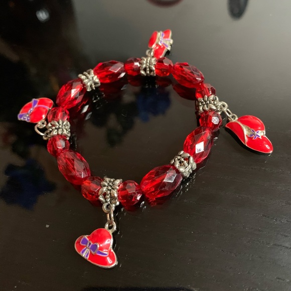 Read shiny beads bracelet with pendants❤️ - Picture 3 of 6